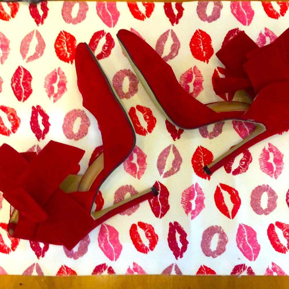 Sold! NEW MMJoly 💋 Red Suede Bow Stilettos - Picture 8 of 9
